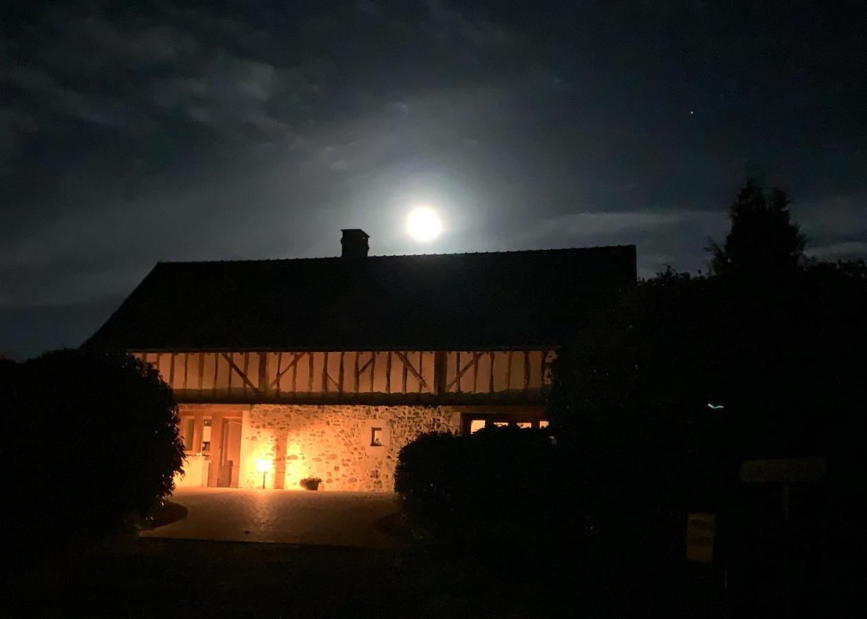 Le Logis De La Chouette Hotel Baugé Kültér fotó