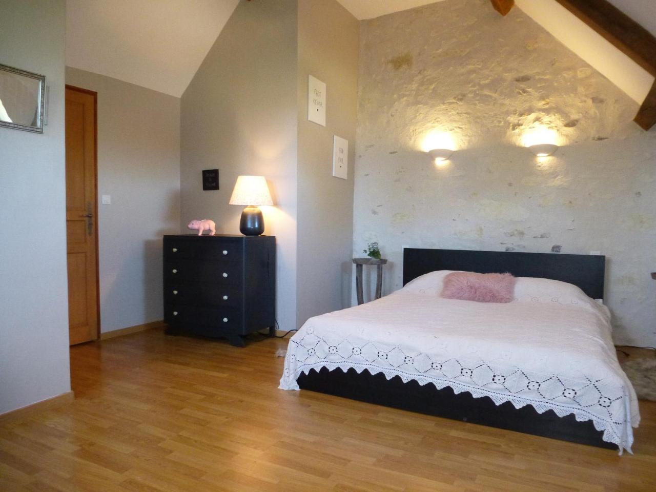 Le Logis De La Chouette Hotel Baugé Kültér fotó