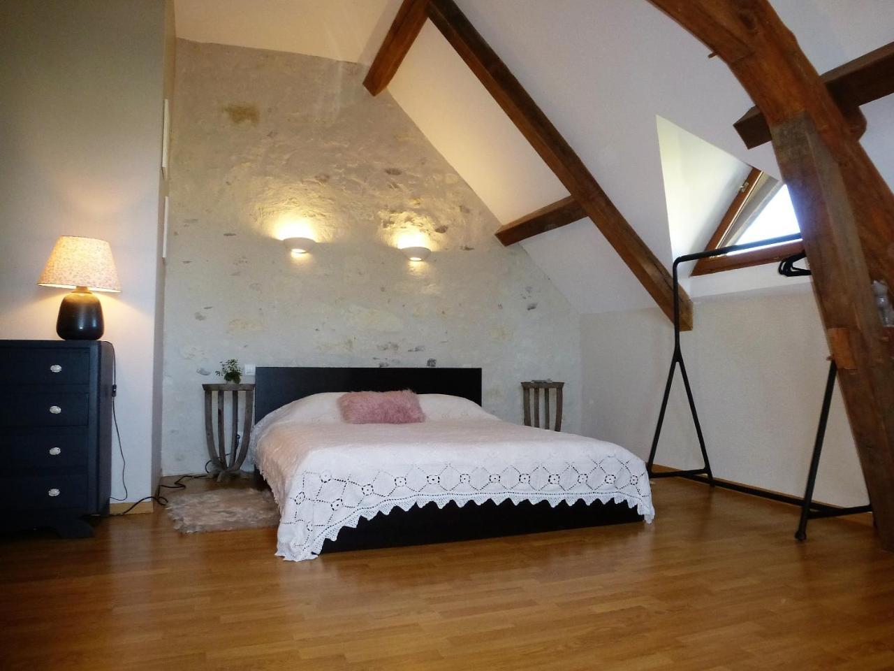 Le Logis De La Chouette Hotel Baugé Kültér fotó